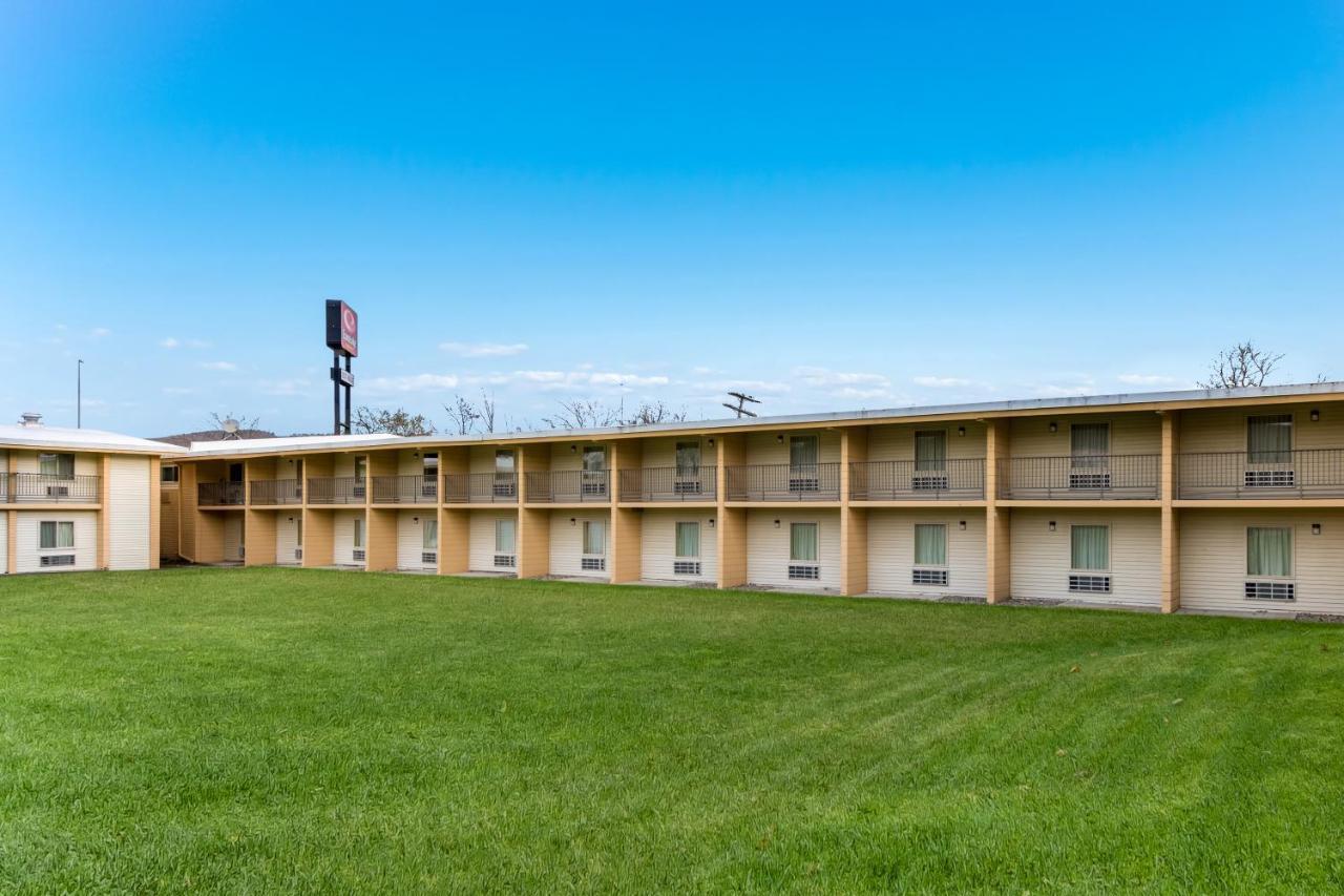 Econo Lodge Inn & Suites Binghamton Esterno foto