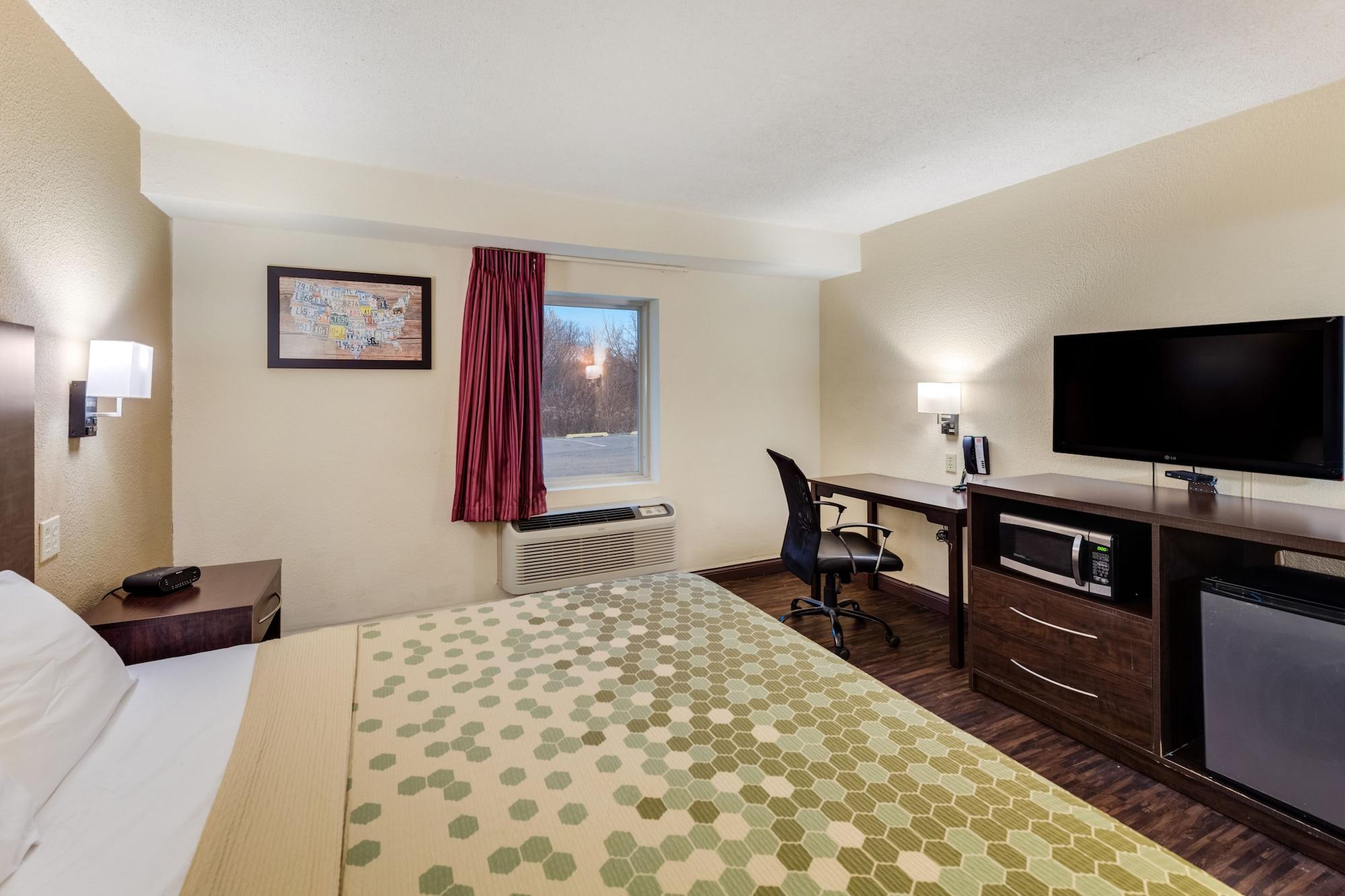 Econo Lodge Inn & Suites Binghamton Esterno foto