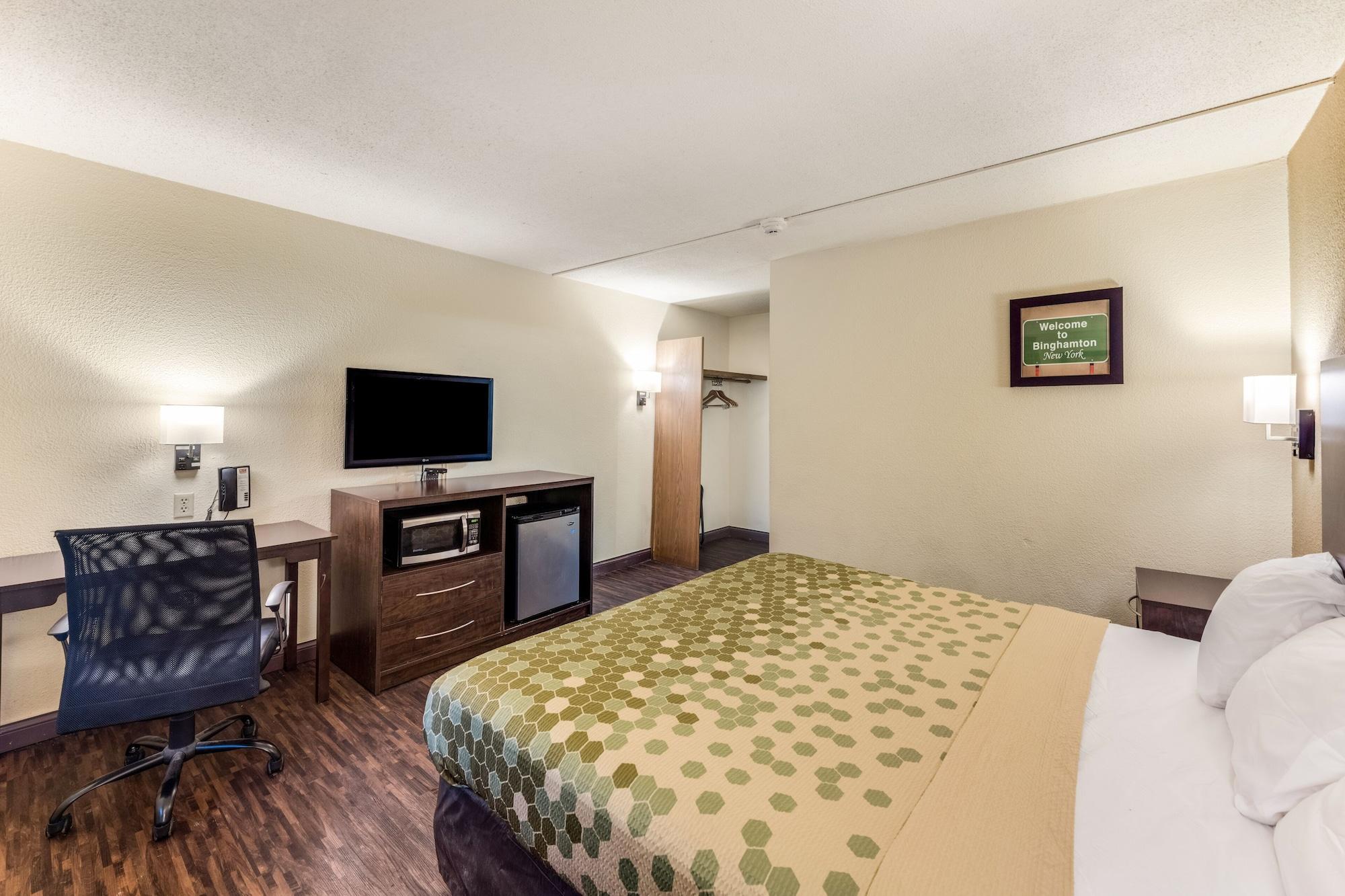 Econo Lodge Inn & Suites Binghamton Esterno foto