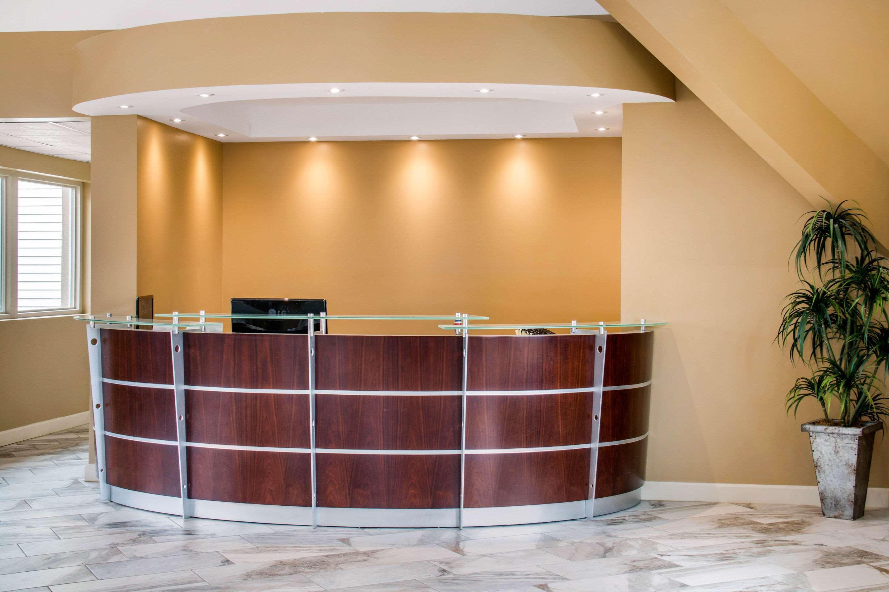 Econo Lodge Inn & Suites Binghamton Esterno foto
